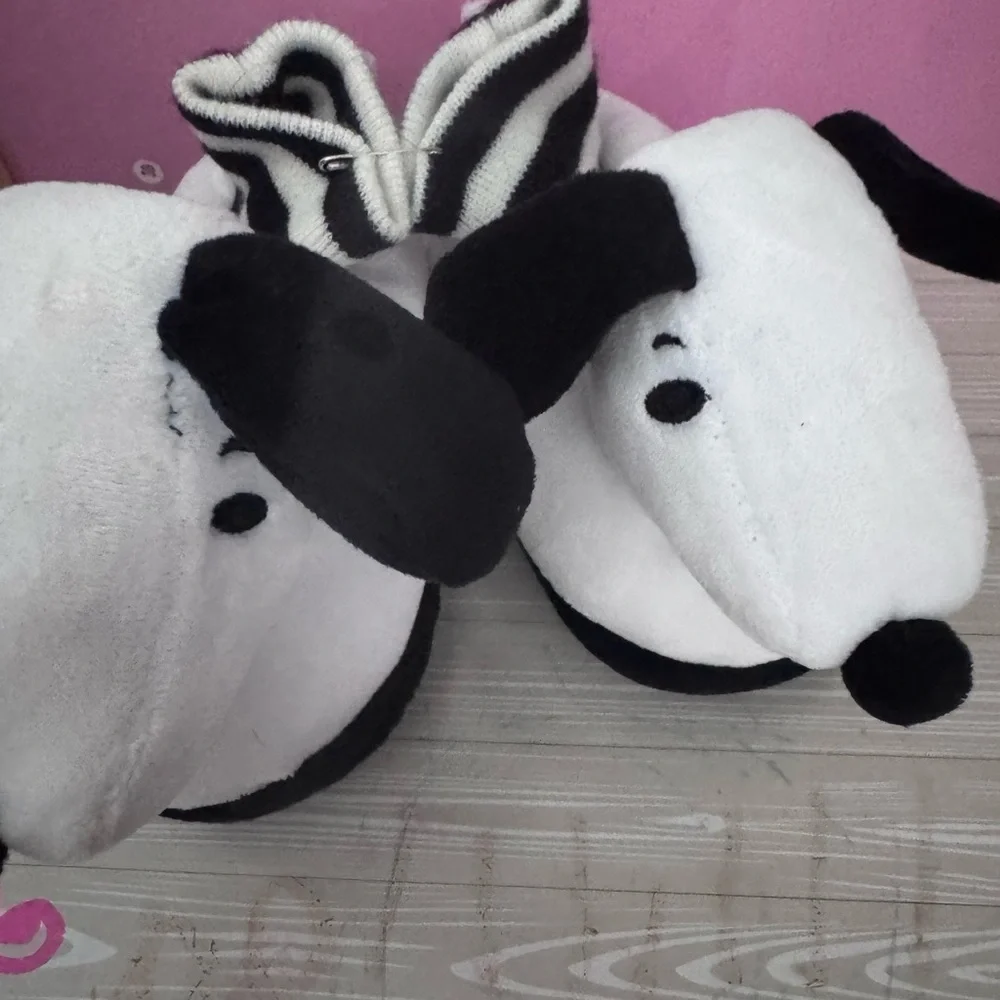 Peanuts Kids Plush Dog Slippers in White and Black